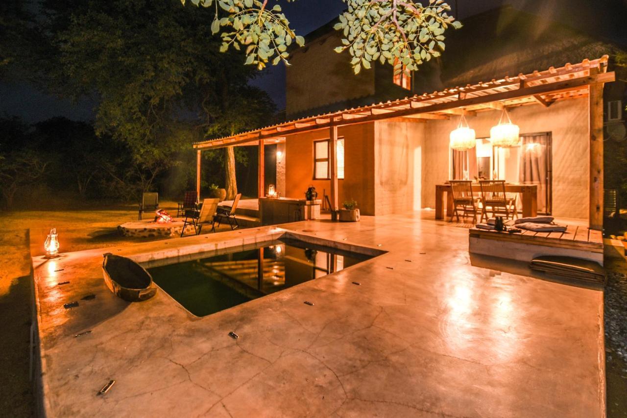Villa Khiza Bush Retreat à Hoedspruit Extérieur photo
